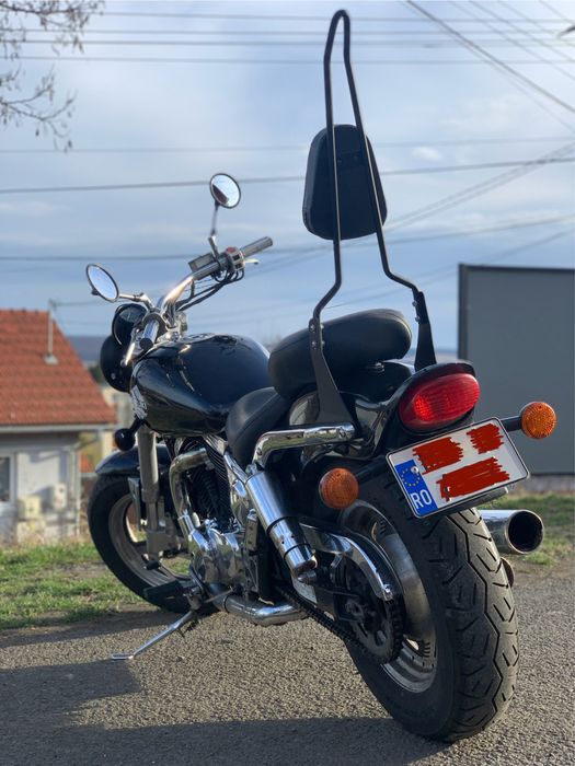 Motocicletă Suzuki Marauder 800 cmc – Gata de Aventură!