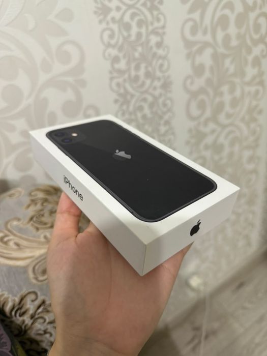 iPhone 11 в отличном состоянии