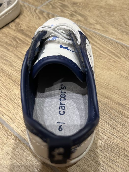 Детские кроссовки