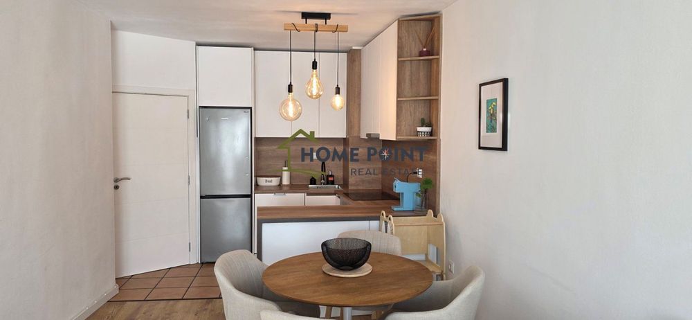 Дава се под наем Двустаен апартамент в Варна, Цветен квартал - 64 кв.м за 598.23 € - Снимка #2