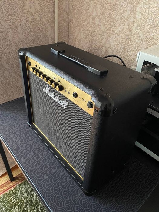 Marshall MG30GFX Гитарный комбоусилитель