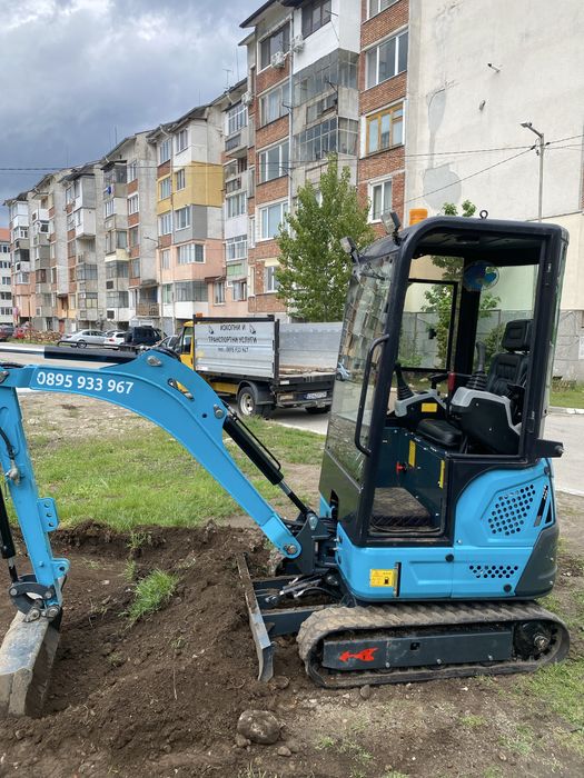 Почистване на къщи, дворове, мазета и гаражи!Извозване до сметище