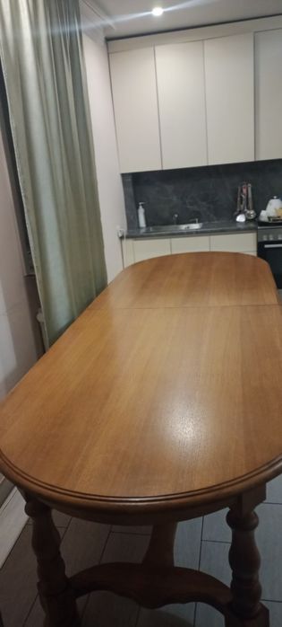 Продам стол в отличном состоянии