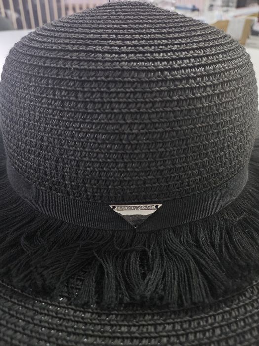 Дамска капела Emporio Armani шапка