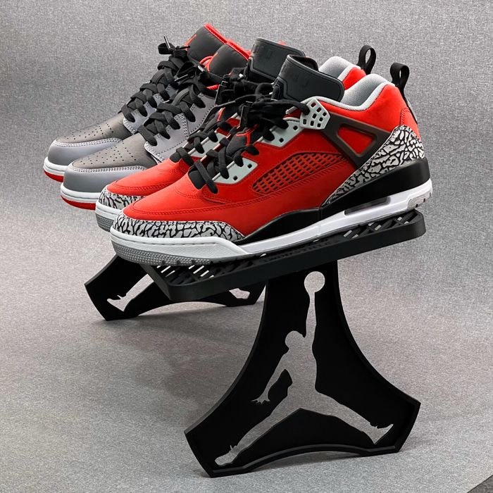 Supprt de adidasi Jordan (SneakerHead FlightStation)