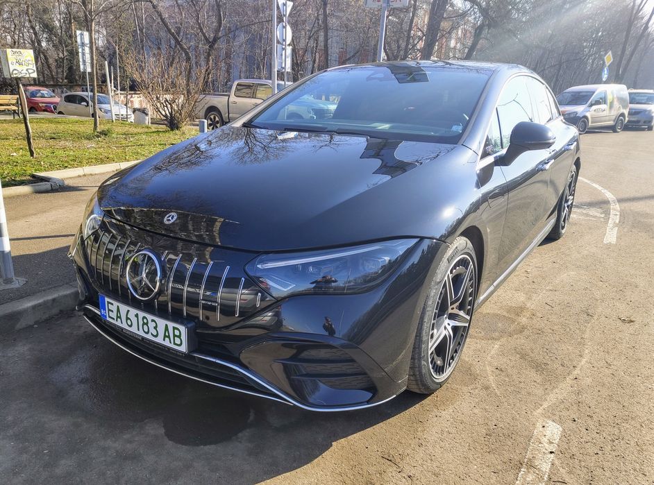 Отдавам под наем Мерцедес EQE 43 AMG за абитуриентски бал, сватба и др