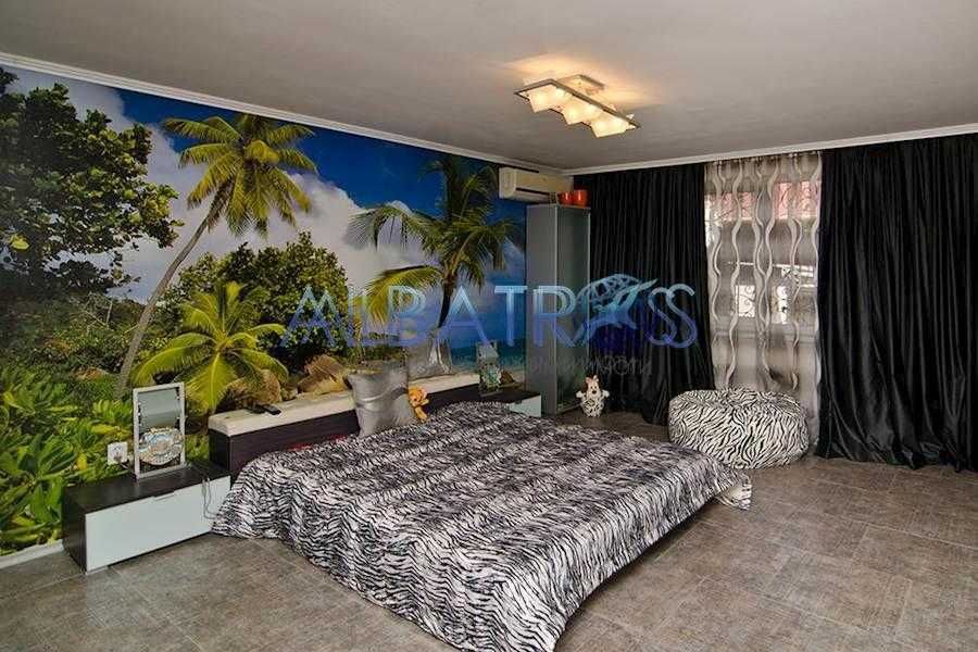 Продава се Къща в с. Осеново, Област Варна - 320 кв.м за 779 €/кв.м - Снимка #8