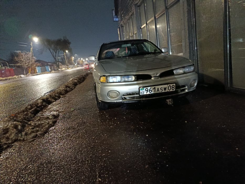 Продам Митсубиси Галант автомат