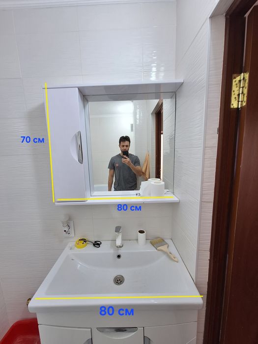 Шкафчик подвесной в ванную б/у