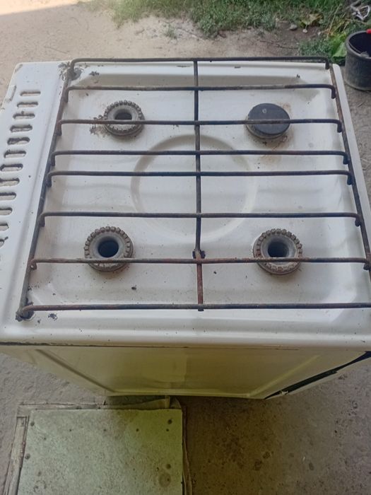 Gaz plita sotiladi