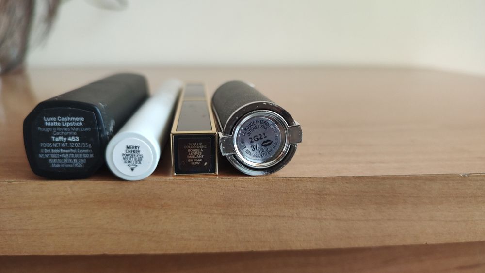 Дизайнерска козметика Charlotte Tilbury, Chanel, Dior