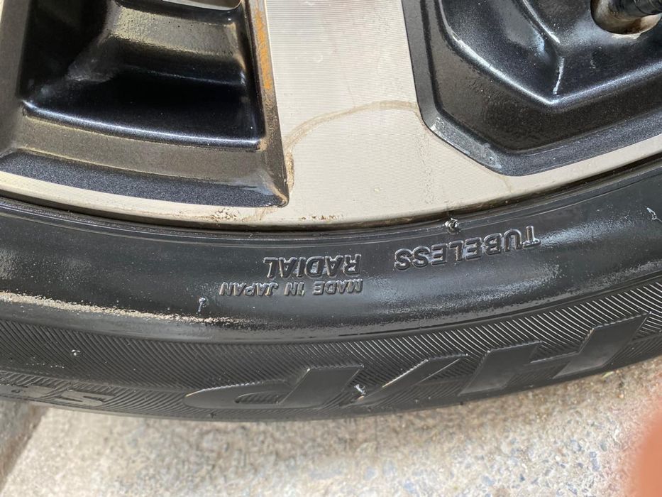 Продам шины недорого