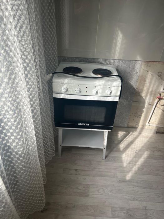 Продам плиту с духовкой мечта