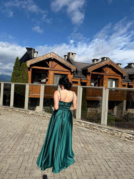 Официална рокля за повод