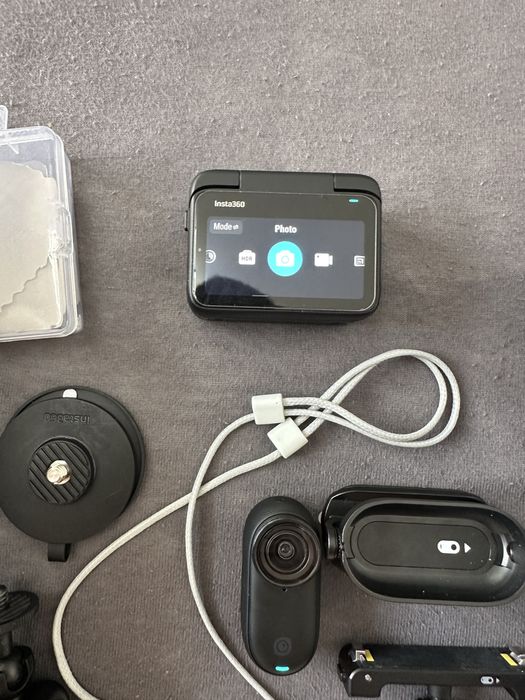 Insta360 GO 3S 128GB – 4K – Kit complet – Ca Noua