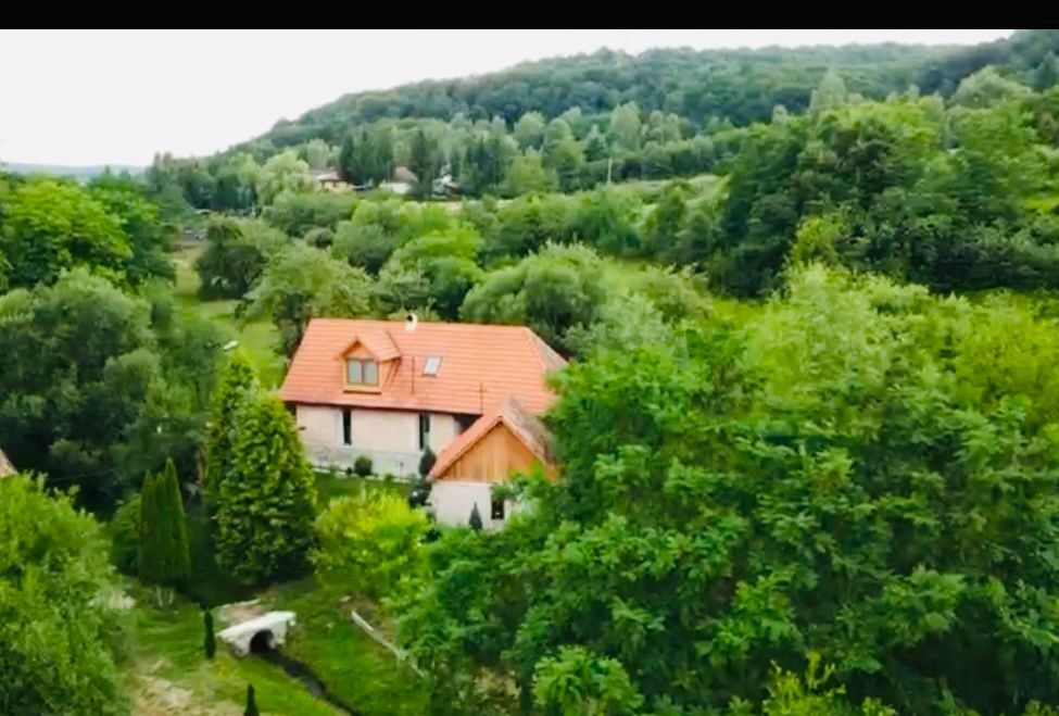 Cabana de inchiriat. Cabana Ana