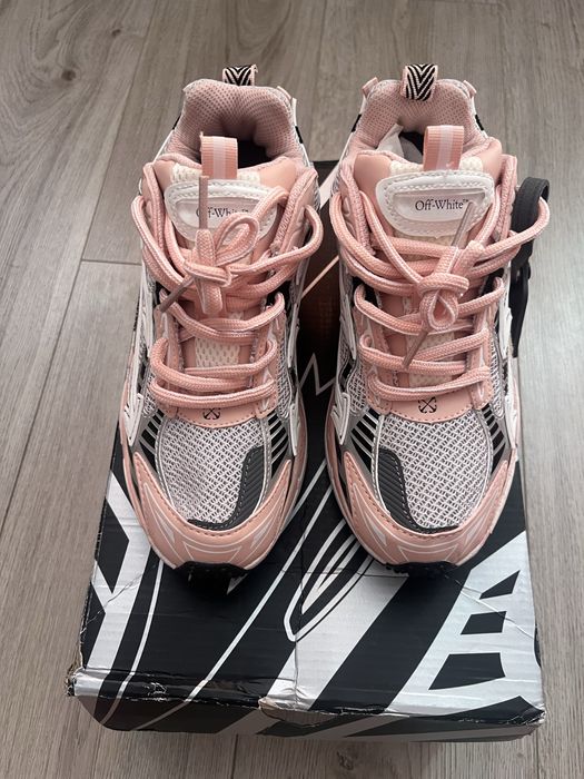 Off white be right back