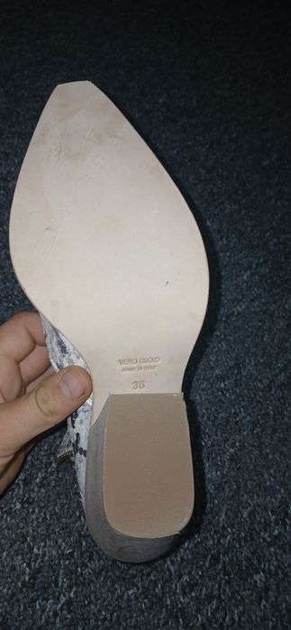 Ciocate piele 100% naturala numar 36 pantofi colectionari mai multe pv