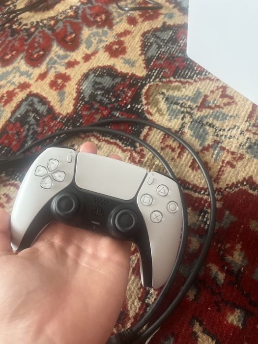 Ps 5 aproape nou+resident evil 4 ,fc 25 ,minecraft