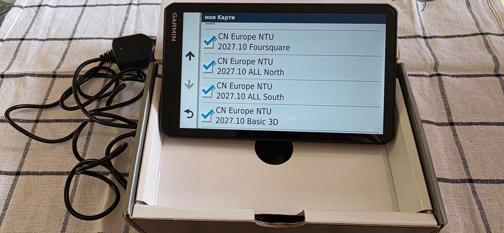 Навигация за камион Garmin Dezl LGV700 7 инча карти за цяла Европа