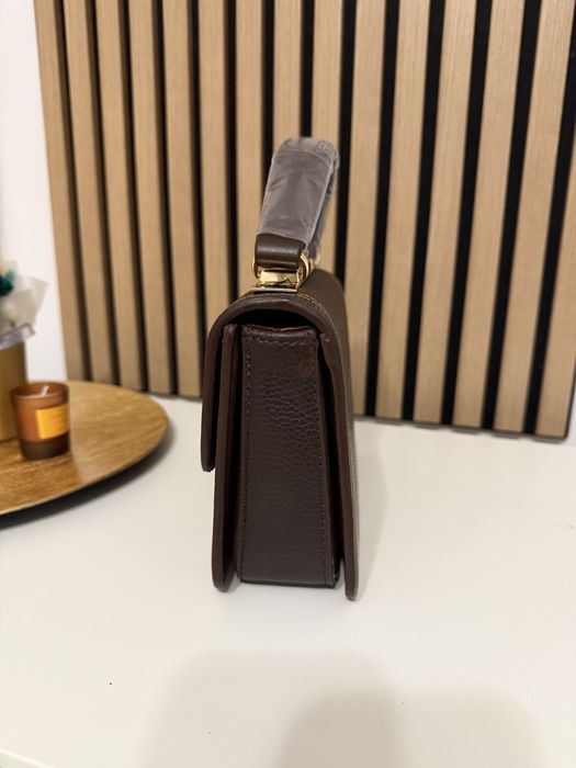 Geanta Chanel super calitate de mana maro auriu