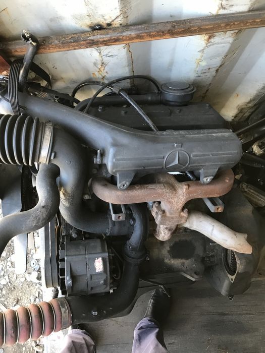 Мерседес D609 D709 D711 D809запчасти с Европы