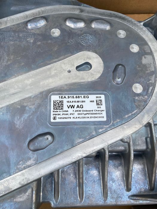 VW ID.4 ID.5 Încărcător baterie de înaltă tensiune 1EA915681EG NOU