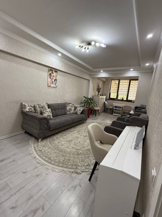 Продаётся КВАРТИРА 4/4/4 на 82м2 Ориентир: Ц-5, Монумент Мужества