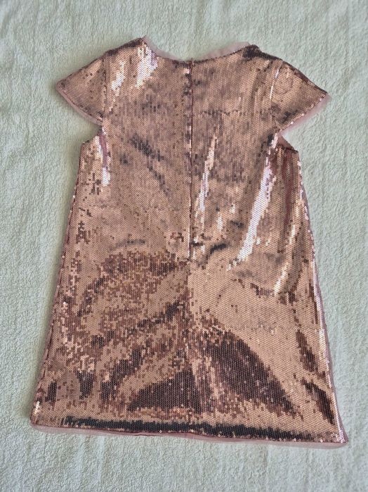 Lot 4 piese speciale fetiță 4–6 ani: Rochii deosebite &Costum Neopren