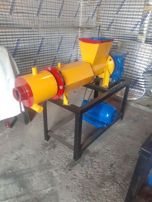 Er mast xotinini onlayn sikishdi