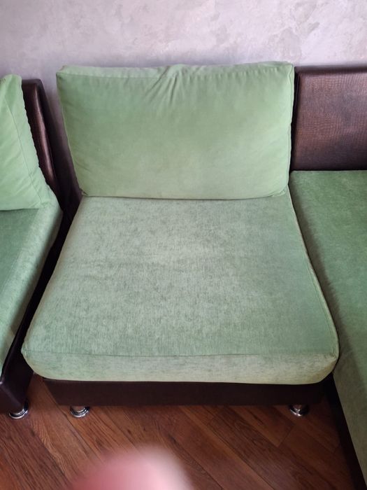 Диван угловой для гостиной