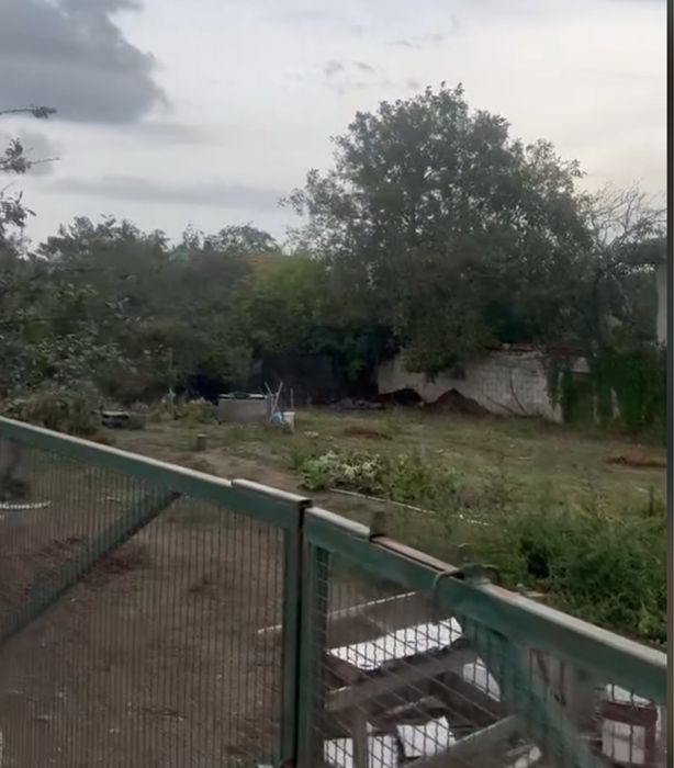 Продава се Парцел в Варна, Център - 600 кв.м за 165 €/кв.м - Снимка #2