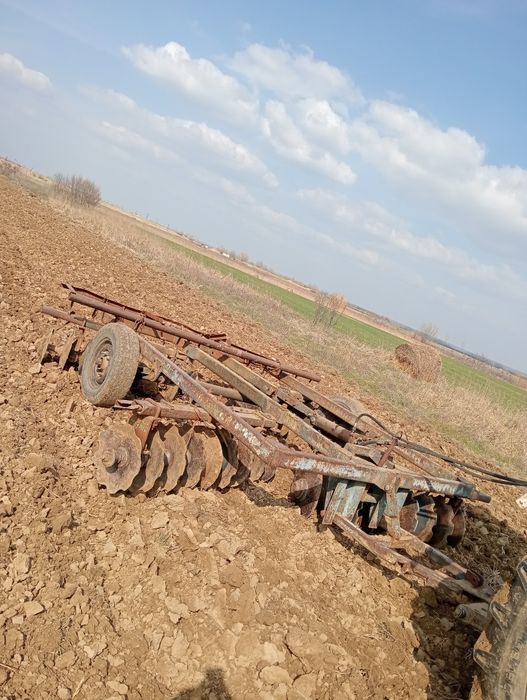 Vând disc 3, 4 pe rulmenți fara suduri sau rupturi,Nr de tel 074792388