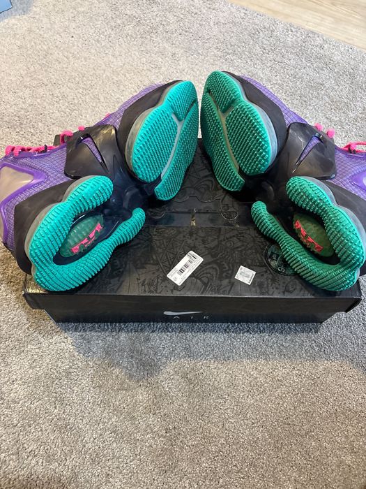 Баскетболни обувки NIKE LEBRON XIX