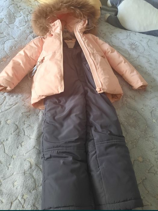 Зимний костюм для девочки