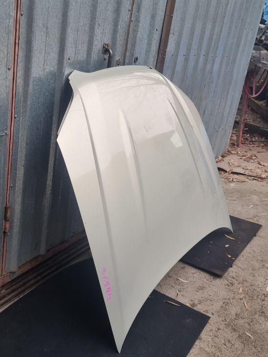 Капот на Subaru Outback BP