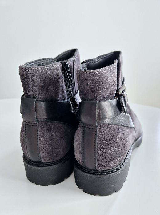 Ghete piele intoarsa gri marime 36