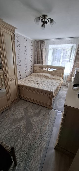 Продам 4 комн.квартиру