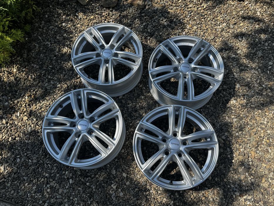 Jante originale 16” Toyota Avensis Auris Corolla Yaris Cross 5x114,3