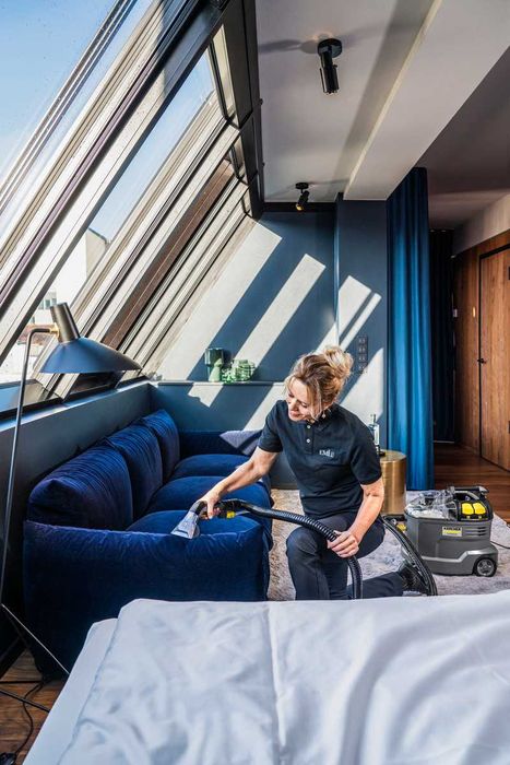 Профессиональный Моющий пылесос Karcher Puzzi 8/1