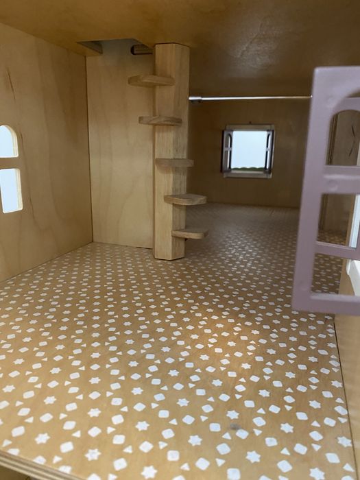 Casă de păpușă din lemn Fantail Hall Tender Leaf Toys cu 3 etaje