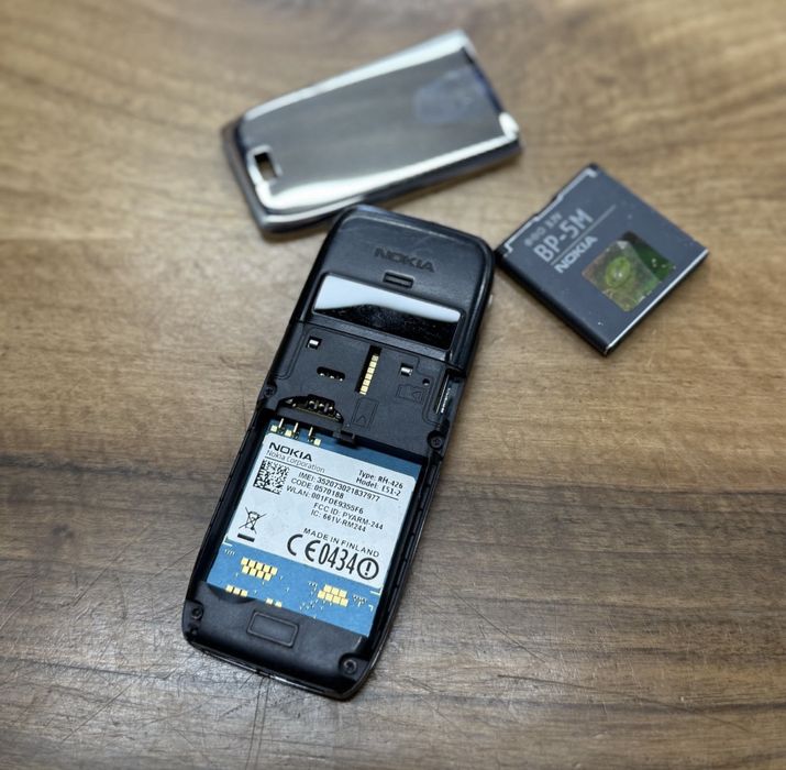 Nokia E51-2 Silver•Business•Camera Free•Finland•Raritate•De colectie