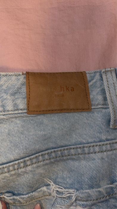 Дънки на бершка