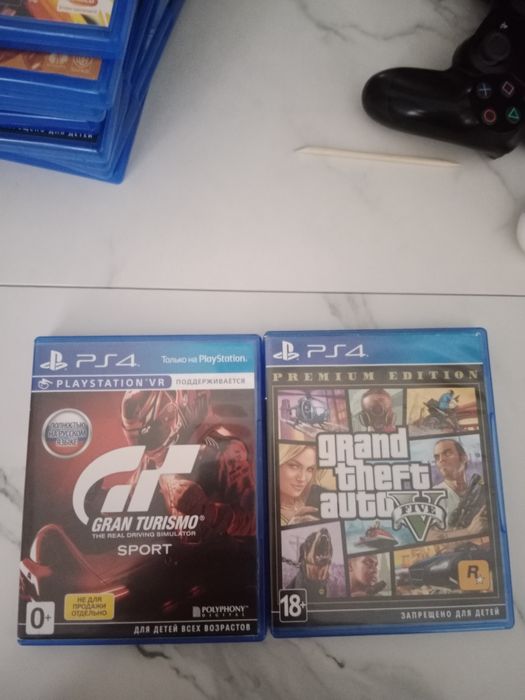 Диски от play station 4