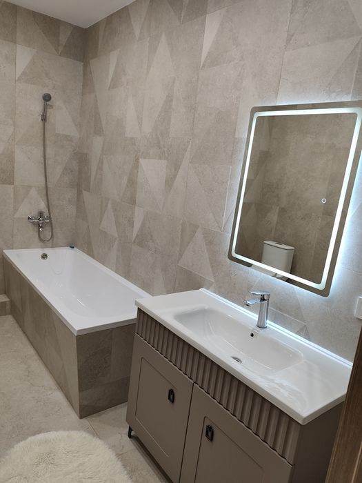 5-комн 151.4м2 возле Цирка, Думан