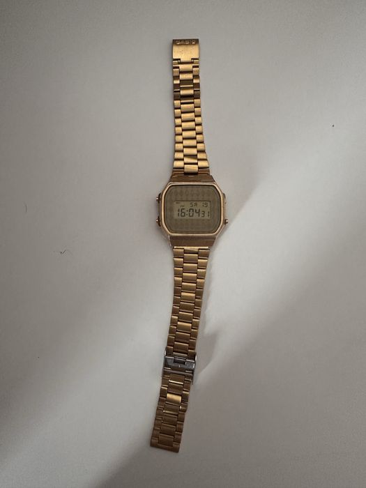 Наручные часы casio a168
