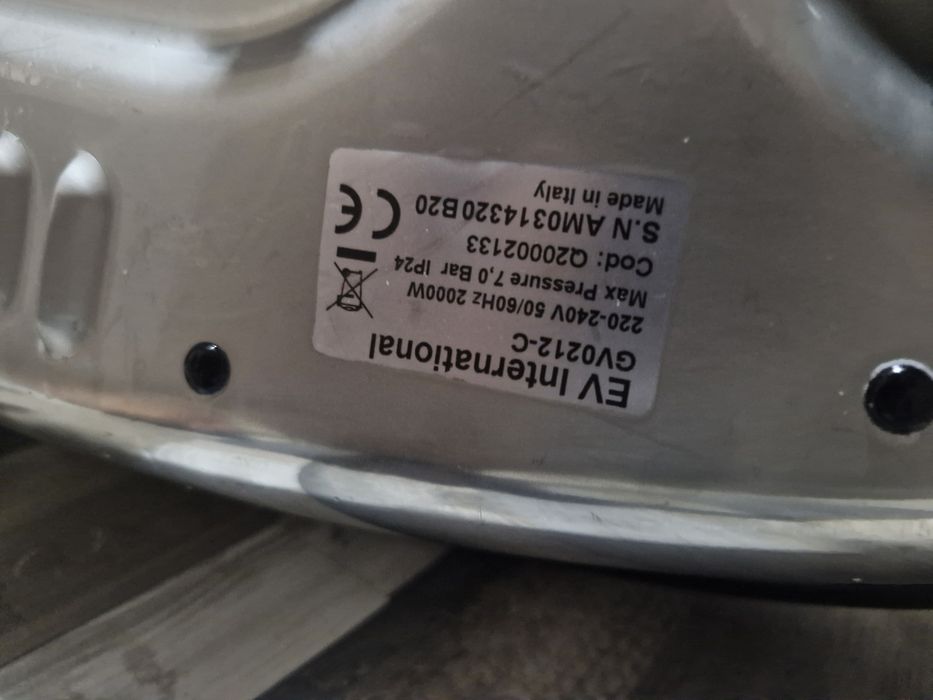 Професионална парочистачка EV International GV0212-C (7 Bar / 2000W) – Made in Italy