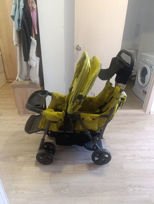 Продам двух местную коляску в хорошем состоянии