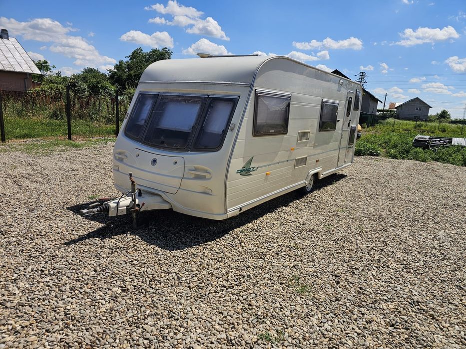 Rulota caravana Avondale Dart 6 persoane 2004