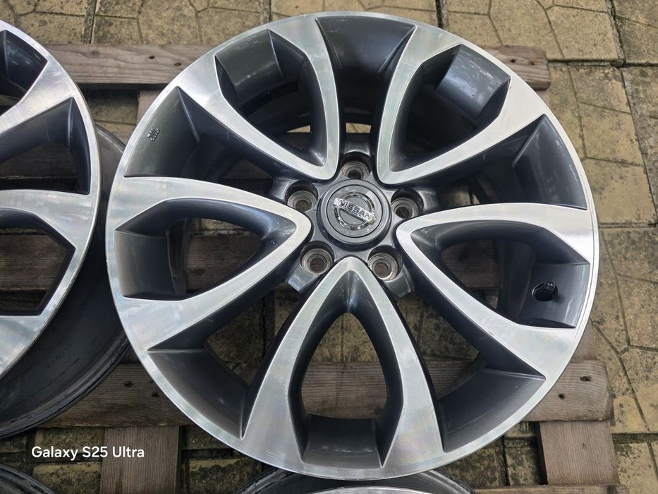 Лети джанти 17ки 5х114.3 Nissan